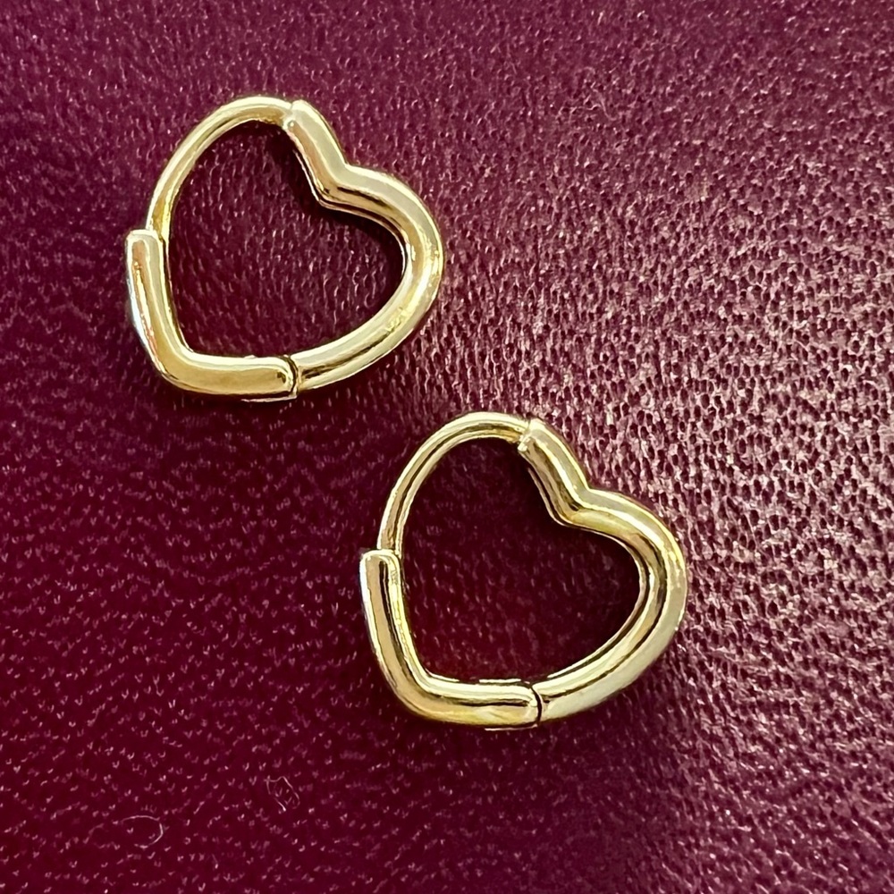 New! Gold Heart Huggie Hoops Small heart shaped hoop earrings yellow gold plated
